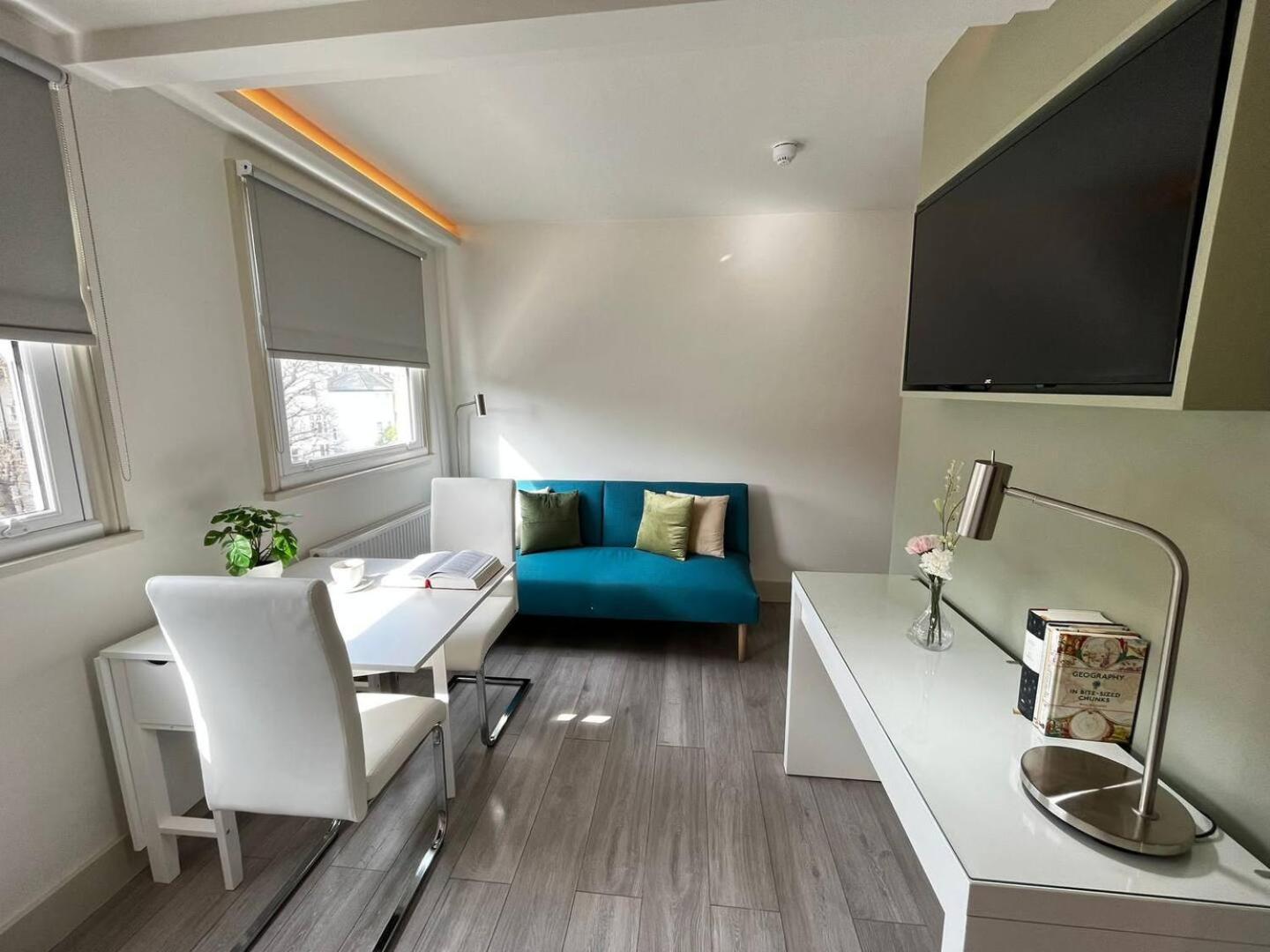 Apt 11 Seaside Serenity Chic Studio Steps To Beach Brighton Ngoại thất bức ảnh