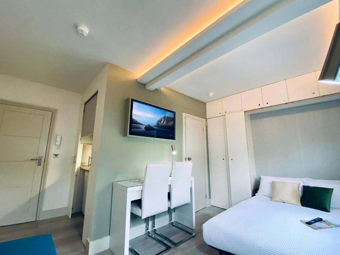 Apt 11 Seaside Serenity Chic Studio Steps To Beach Brighton Ngoại thất bức ảnh